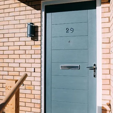 Oakley Place * בריסטול